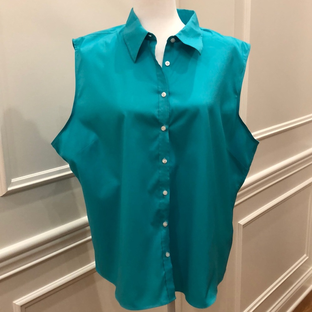 Button Down Sleeveless Shirt with Collar